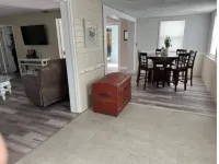 cozy home 2mls from beach access 10 mls to racetrack TRAILER parking available!! Hoteles en Port Orange