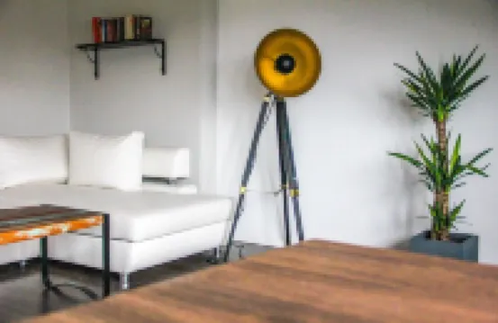 EXCLUSIVE 2 BR. Top floor apartment in a great location!