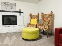 Enjoy Artisan Bread ❤️ Quiet Rambler + Historic Park, Firepit, Pets, 2 Car Garage