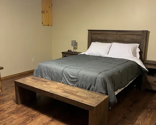 Cozy 3 story Log Cabin with space for the entire family and an amazing view Hotels in Jackson County