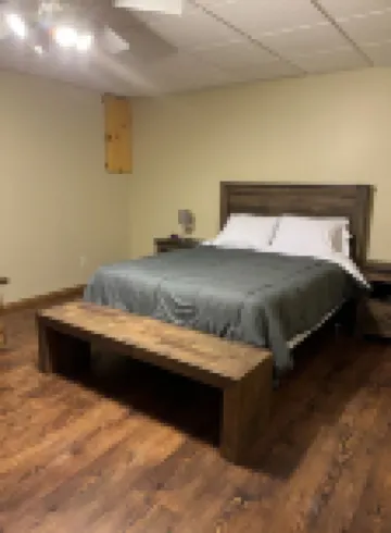 Cozy 3 story Log Cabin with space for the entire family and an amazing view