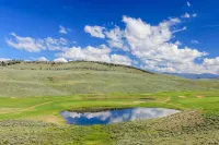 Ski in/Ski Out 2bed/2bath Mountainside Escape