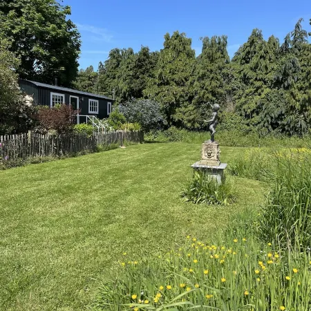 SHEPHERD'S RETREAT