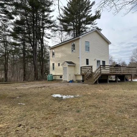Beautiful Private Home in the Heart of Wells, ME! Only 1.6mi from the beach!