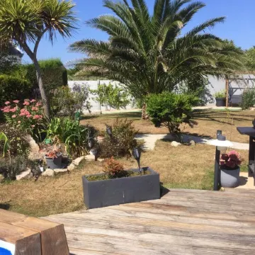 VILLA Sea view, Swimming pool, 50 m from the beach