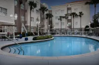 Residence Inn Fort Lauderdale Airport & Cruise Port - Swimmingpools