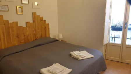 Very Central Apartment, a Few Steps from the Duomo and the Theatre, with Balcony Отели рядом с достопримечательностью «Кафедральный собор Орвието»