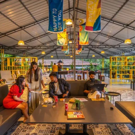 The Hosteller Wayanad, Vythiri Отели рядом с достопримечательностью «Озеро Пукод»