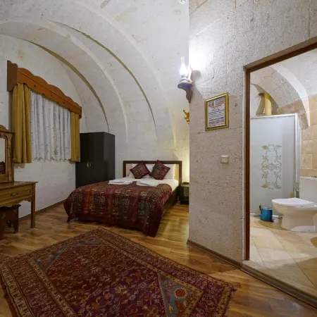 Arch Palace