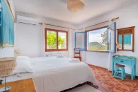 Beautiful house with large pool for 8 in the hills of San Jose very well located - Villas