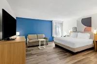 Spark by Hilton Winston-Salem University Hotel dekat M.C. Benton Jr. Convention Center