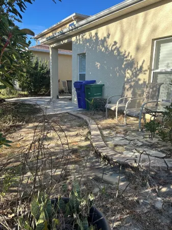 3 bed/ 2 bath house in The Villages! Pet friendly, pool, hot tub and internet! Отели в г. Те-Виллиджис