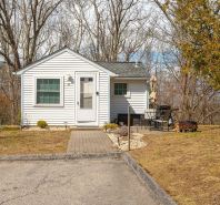 Relaxing Getaway with Town Beach Access