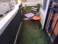 Newly Renovated Stylish 3rd Floor Apartment 5 mins from Country Club Plaza