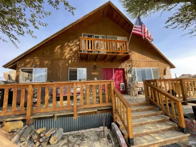 Nestled in nature with views of the Alabama Hills, Sierras and Inyo Mountains