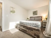 "Central Springs" Super Cozy 4Bed / 2Bath Home GREAT Location! Click to see more Hotels in Security-Widefield