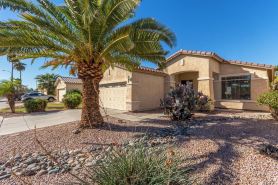 Lovely Garden Lakes,heated pool & Spa! Special montly rate!!