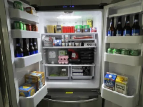 MASSIVE HOME WITH HEATED POOL, NEAR BEACH IN SUNNY SOUTH FLORIDA