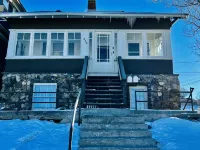 Former Mayors Home in Uptown Butte, MT Hôtels à proximité de l'Aéroport Bert Mooney