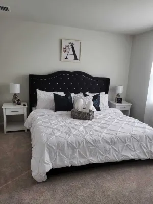 Lee's Place Brand New 2BR Townhouse w/free parking Hotels near Isn't She Lovely Spa