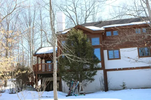 Best Value - One Bedroom Guaranteed Slopeside Boyne Mountain  - Sleeps 2-5 Hotels in Boyne Valley Township