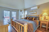 SKI IN/OUT, HOT TUB. 4 Bed 4.5 bath, 3 Kings, sleeps 20! 45 min to Glacier.
