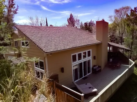 Spacious 5 Bedroom/3 Bathroom Tranquil Sedona Getaway! Отели рядом с достопримечательностью «Часовня святого Креста»