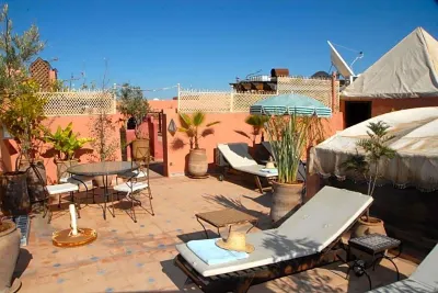 Riad Jonan & Spa Hoteles cerca de Palacio El Badi