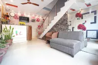 Via R Inn - Nr Prayagraj Railway Station