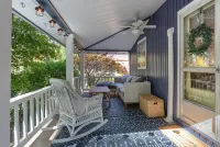 2 Bedroom fully updated cozy Mt. Gretna Cottage with parking