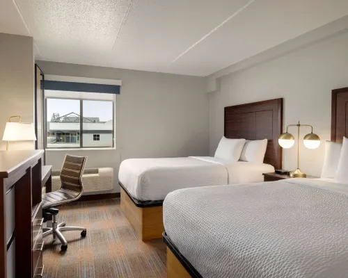 AmericInn by Wyndham Madison WI Các khách sạn gần Công viên Warner