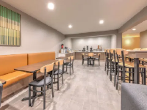 Hawthorn Extended Stay by Wyndham Bedford - Dallas Hotels in Bedford