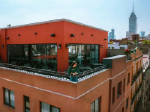 Canada Central & Rooftop ベジャス・アルテス宮殿周辺のホテル