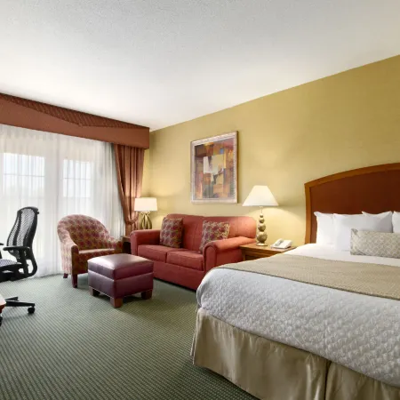 Embassy Suites by Hilton Greensboro Airport