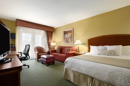 Embassy Suites by Hilton Greensboro Airport