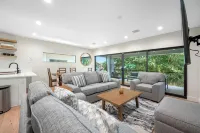 New construction house in IRB! Short walk to the beach!