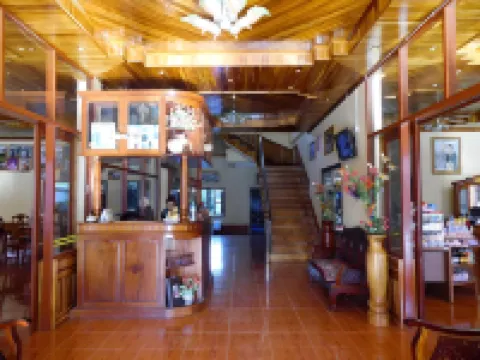 Oudomphone Guesthouse 2 โรงแรมในห้วยทราย