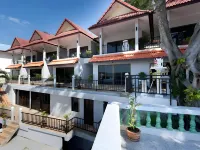 Two Chefs Inn Hotels in 