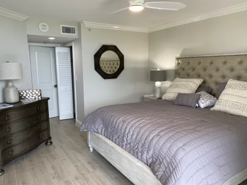 Newly Remodeled Beautiful Condo with Spectacular Views