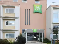 ibis Styles Beauvais Hôtels à proximité de : Auchan Hypermarché BEAUVAIS