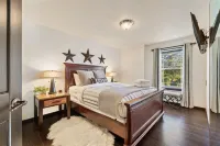 Private Backyard-Central AC! Quiet Neighborhood