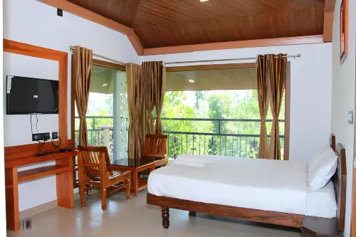 Kingmaker's Plantation with River Stream Hotels in Kadagadal