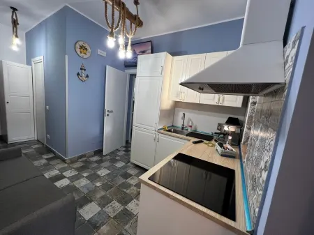 House Aurora Volcano Island