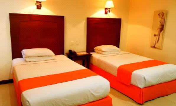 Hotel Dynasty - Housity