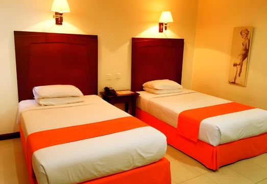 Hotel Dynasty - Housity