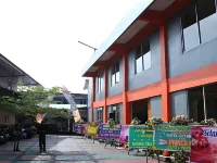 Shanrilla Hotel Hotels in Kecamatan Cihideung