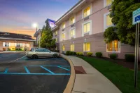 Sleep Inn & Suites - parking