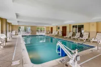 Comfort Suites - Pet friendly