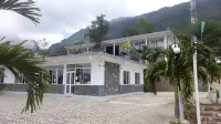 Discovery Retreat Blackwood Hotels in Beragala