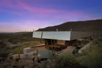 Desert Zen Retreat  Hot Tub • Sauna • Gym